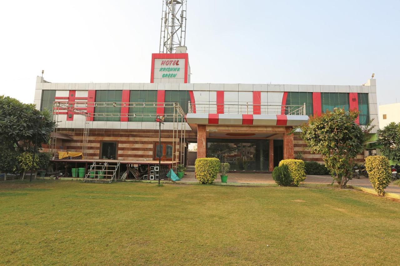 OYO 26823 Hotel Krishna Greens Mathura Buitenkant foto